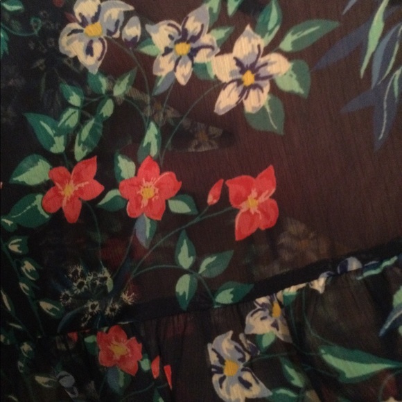 Rose and Olive dress - Picture 3 of 6